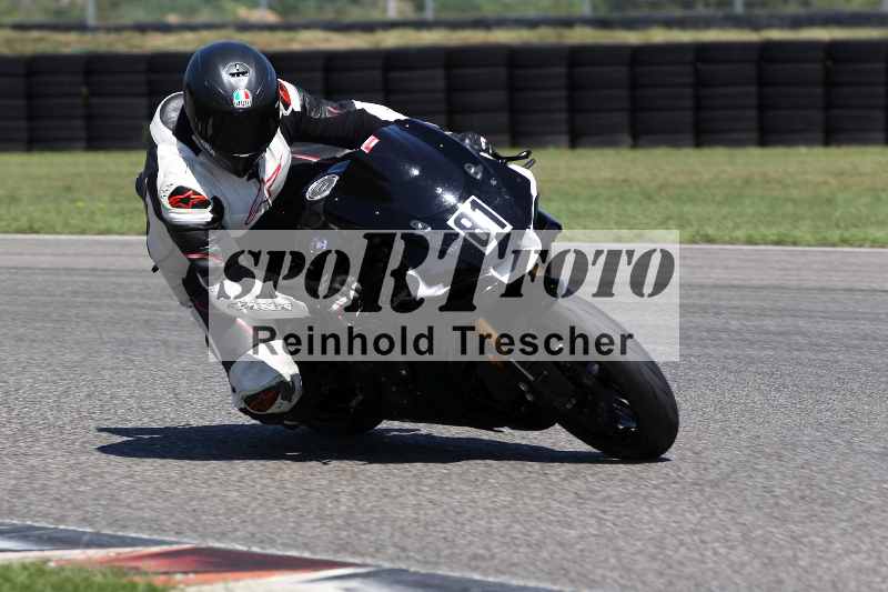 /43 08.08.2025 Discover the Bike ADR/Race 3 rot/81